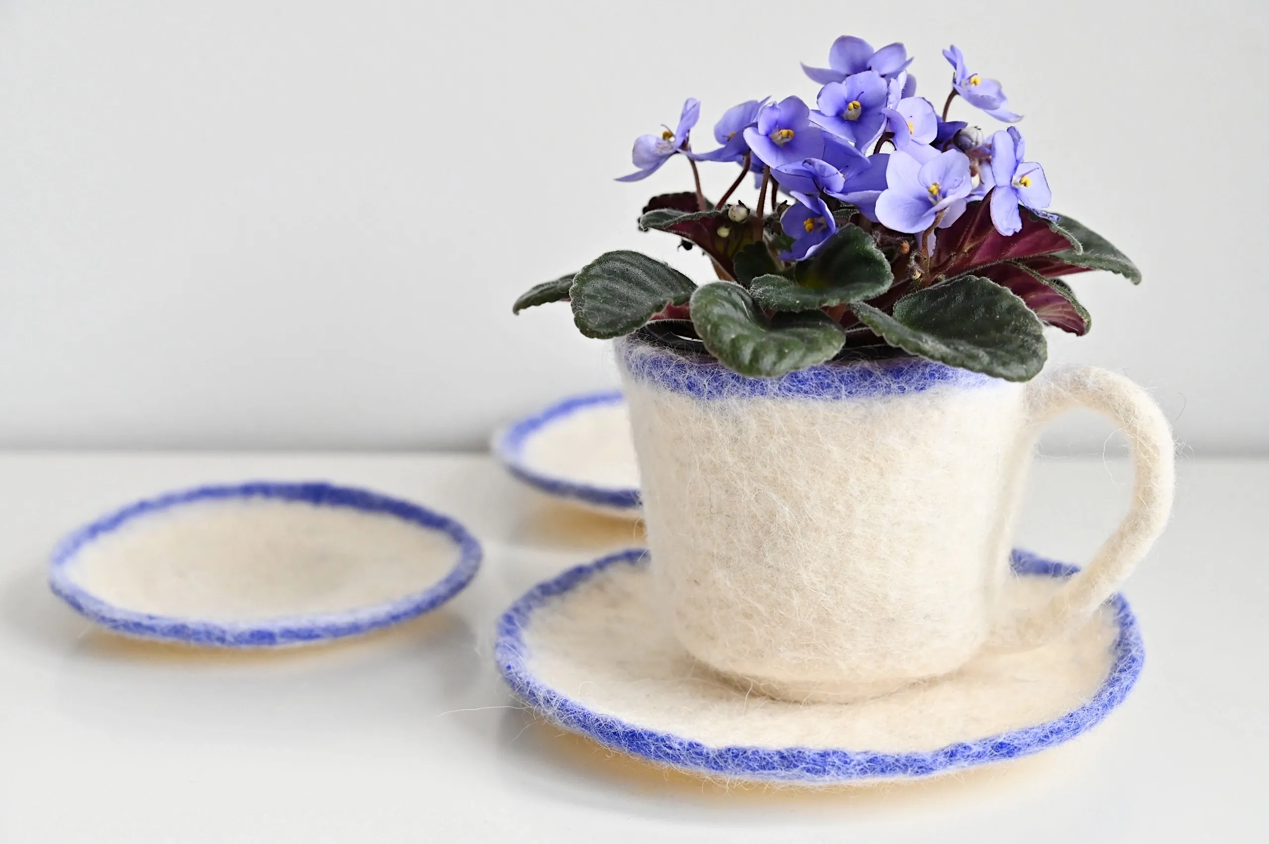 Felted porcelain tea set workshop